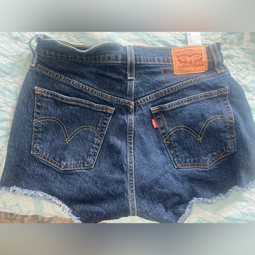 Levi’s 502 Shorts